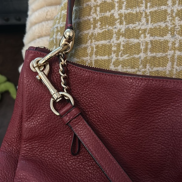 Coach leather shoulder bag - Picture 3 of 6